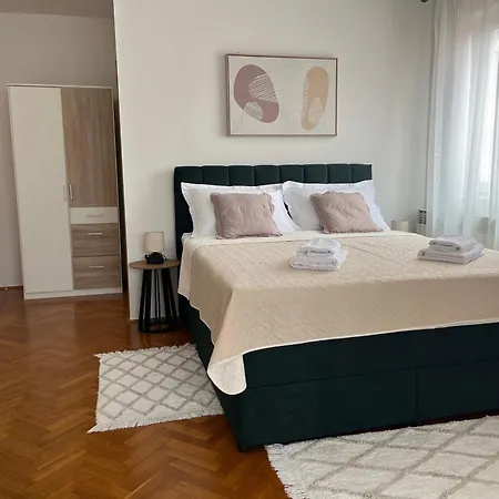 Pensjonat Fiorella Zadar